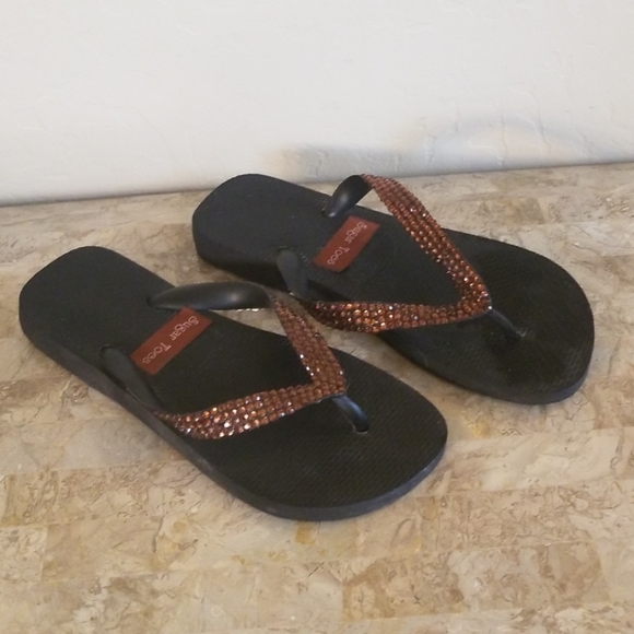 Bronze Swavorski Flip Flops NWOT